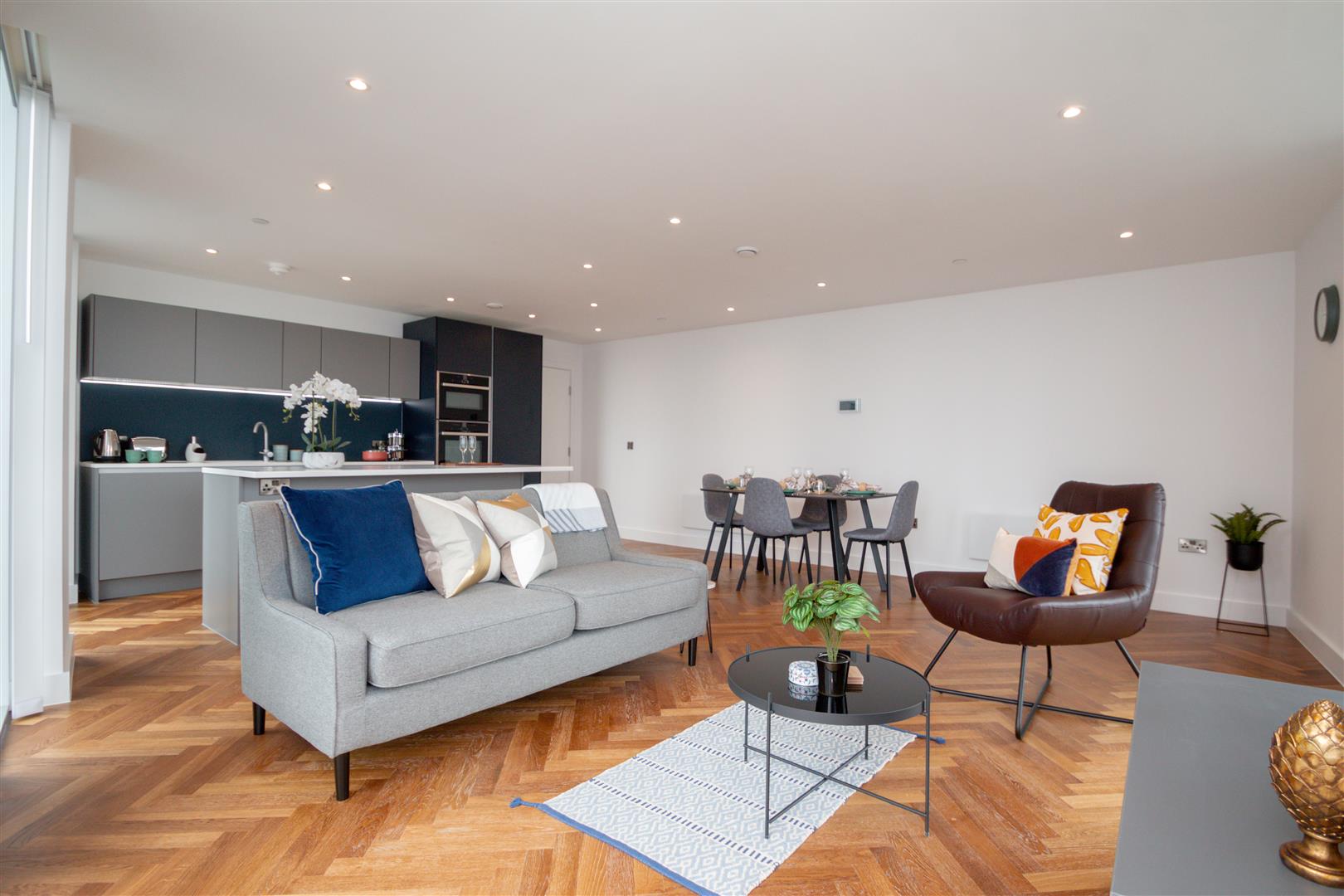 2 Bedroom Apartment To Rent image 10